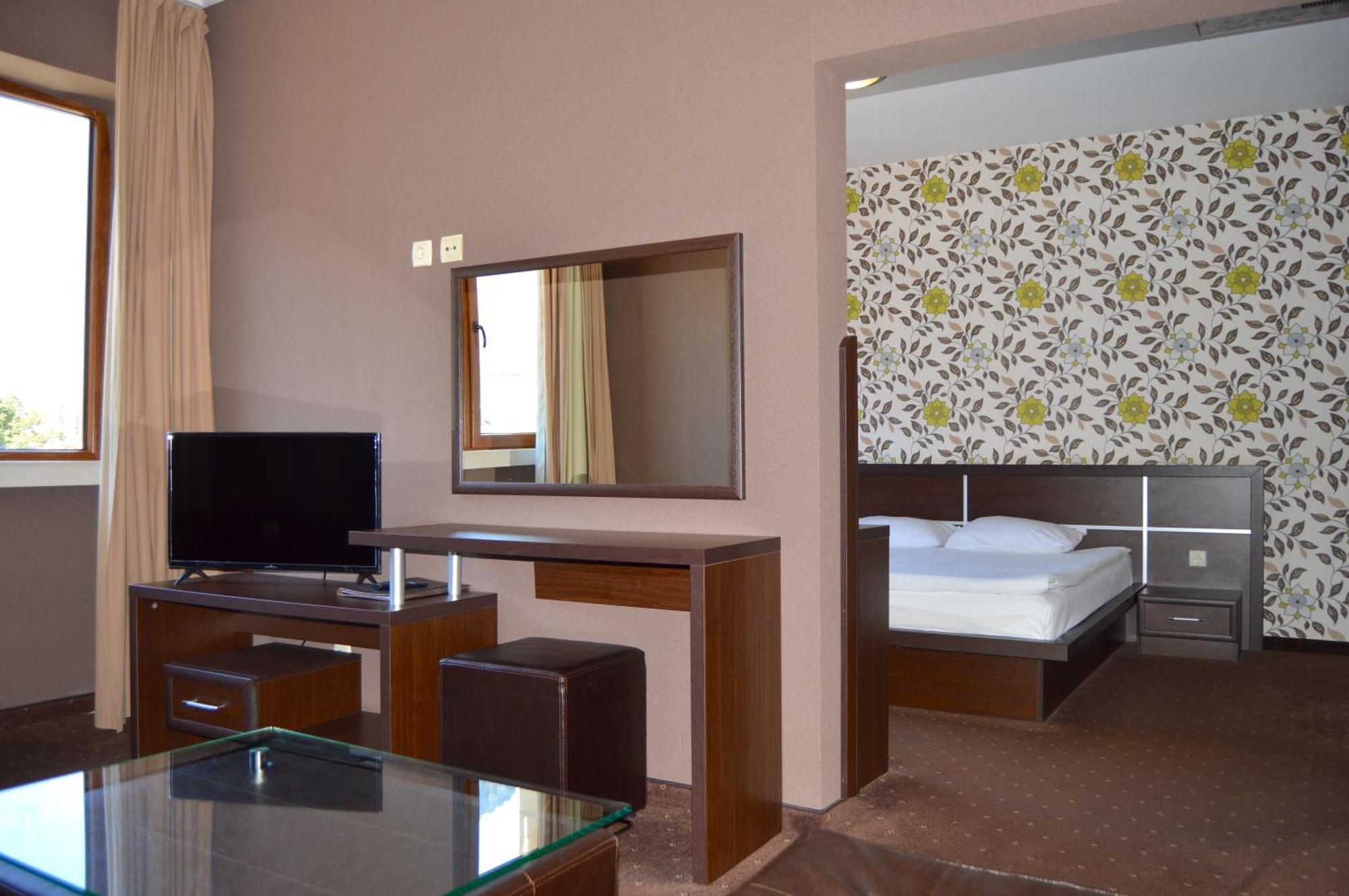 Hemus Hotel - Vratza Vratsa Eksteriør billede