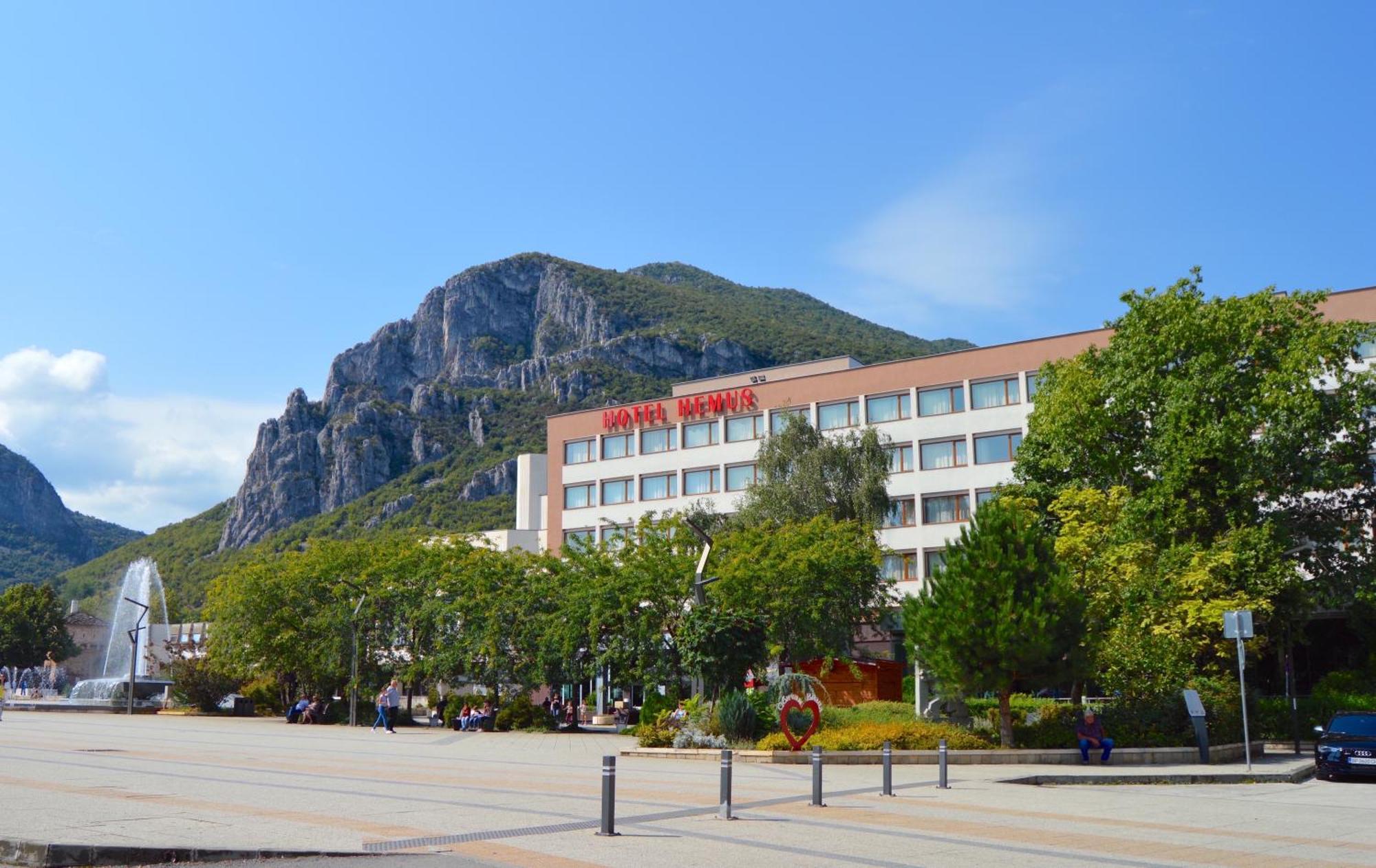 Hemus Hotel - Vratza Vratsa Eksteriør billede
