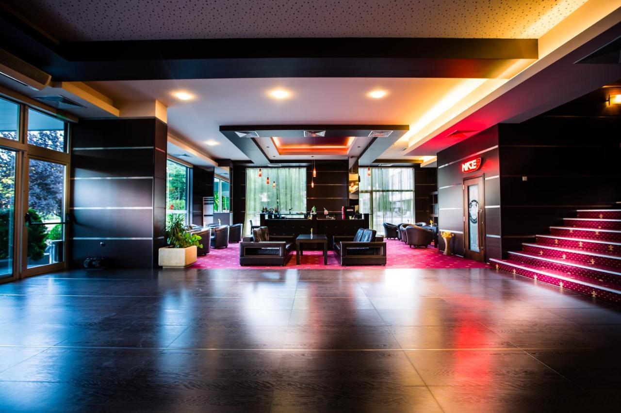 Hemus Hotel - Vratza Vratsa Eksteriør billede